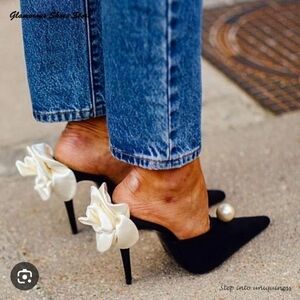 Chic Black Heels with Pearl and Floral Details